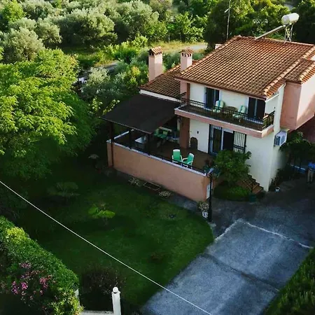 Achilleas & Chara's Summer House Hébergement de vacances *